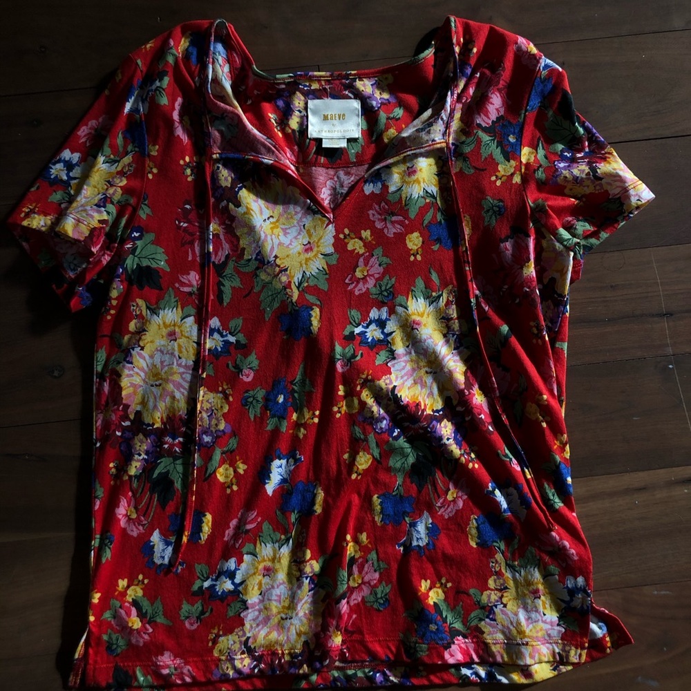 Floral top